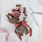 Premium-Blumenstrauß in der Box – EVERGIVE – A Lasting Gesture – Soft Blush
