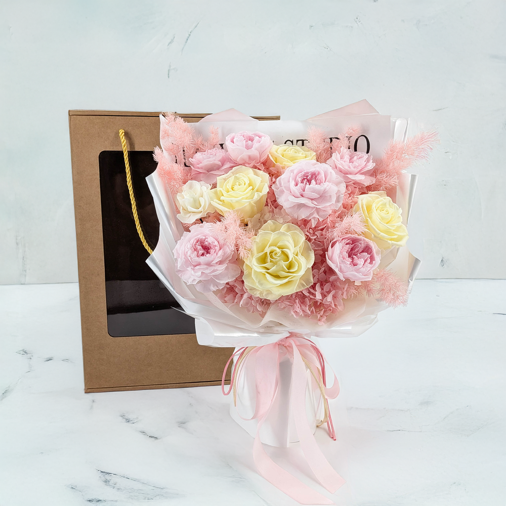 Premium-Blumenstrauß in der Box - EVERGIVE – A Lasting Gesture – Belle Majesty