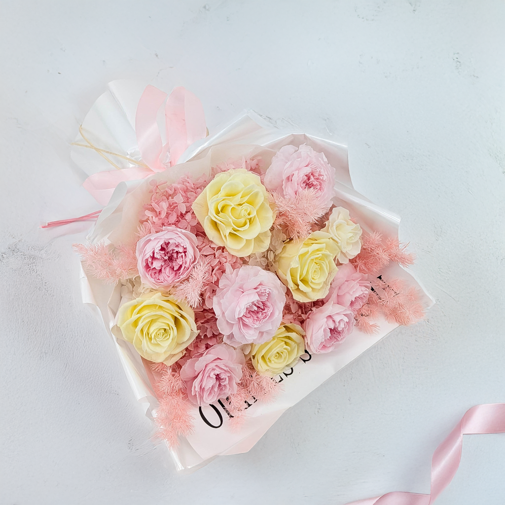 Premium-Blumenstrauß in der Box - EVERGIVE – A Lasting Gesture – Belle Majesty