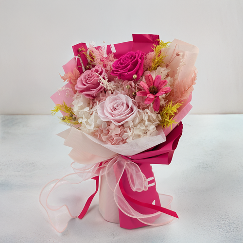 Premium-Blumenstrauß in der Box - EVERGIVE – A Lasting Gesture – Candy Charm