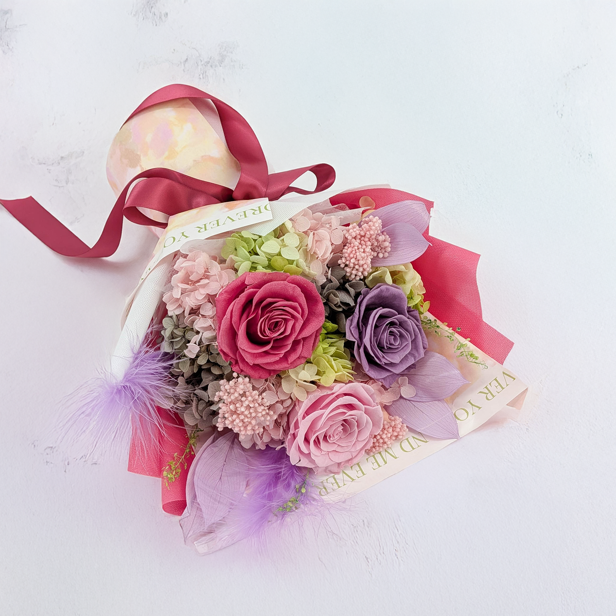 Premium-Blumenstrauß in der Box - EVERGIVE – A Lasting Gesture – Garden Charm