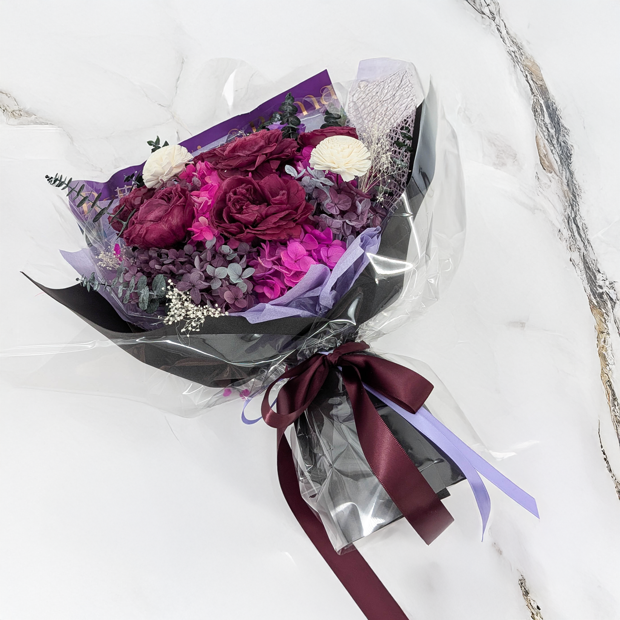 Premium-Blumenstrauß in Geschenkbox - EVERGIVE – A Lasting Gesture – Mystelle Royal