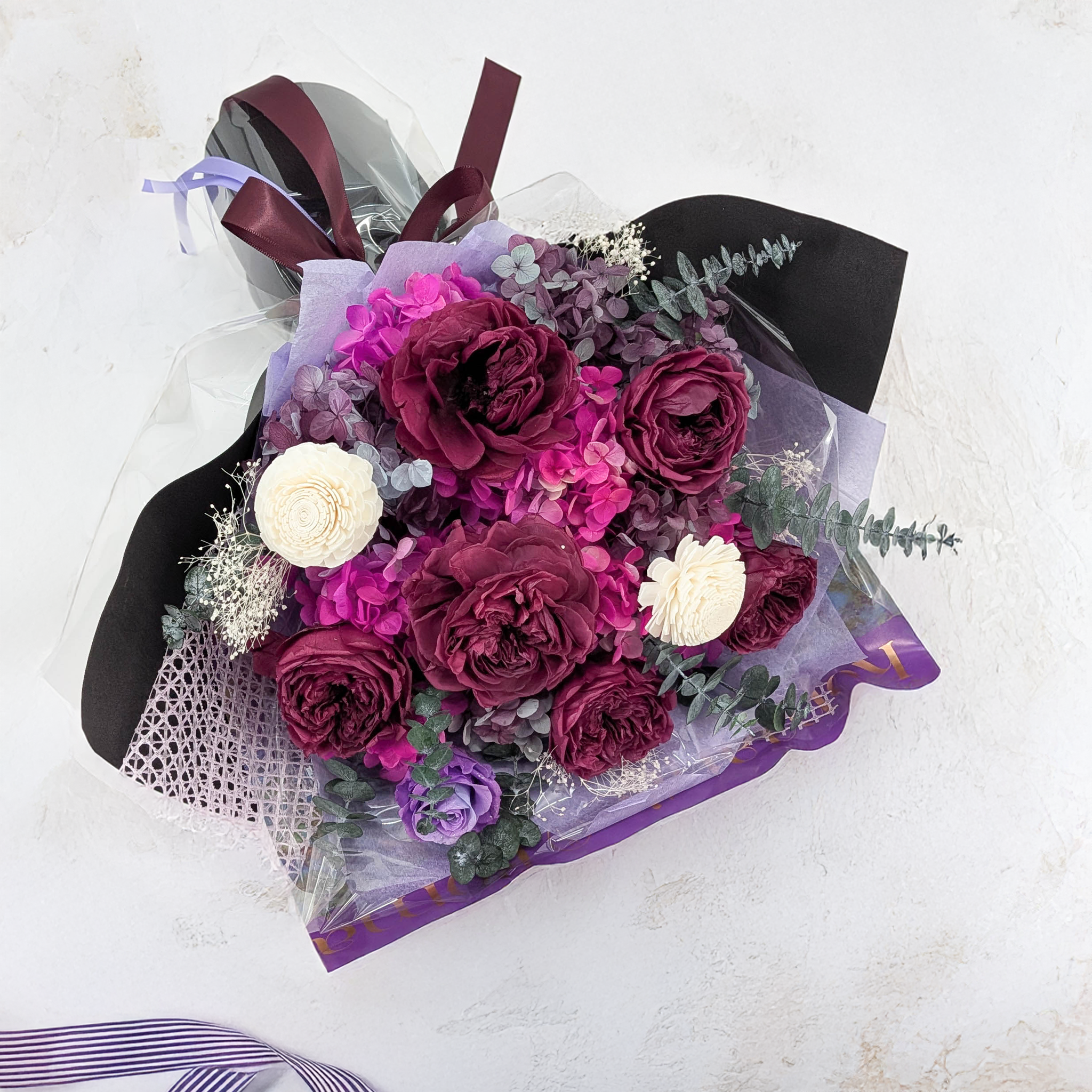 Premium-Blumenstrauß in Geschenkbox - EVERGIVE – A Lasting Gesture – Mystelle Royal