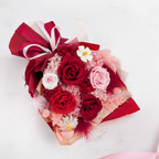 Premium-Blumenstrauß in der Box - EVERGIVE – A Lasting Gesture – Red Desire