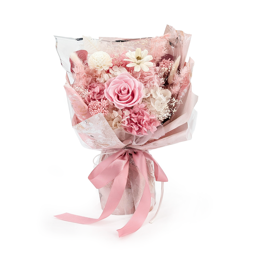 Premium-Blumenstrauß in der Box – EVERGIVE – A Lasting Gesture – Pink Blush