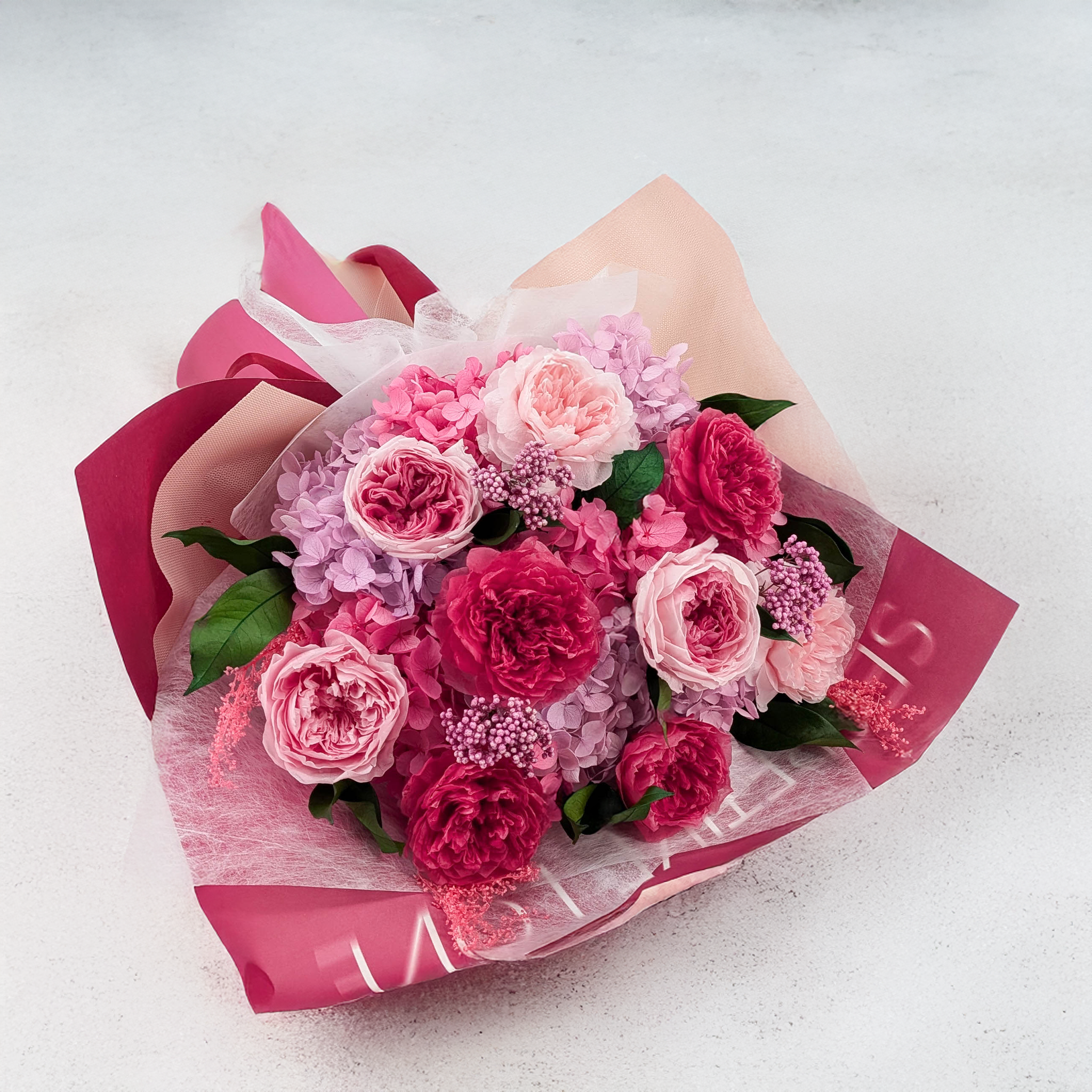 Premium-Blumenstrauß in der Box – EVERGIVE – A Lasting Gesture – Rosé Royal
