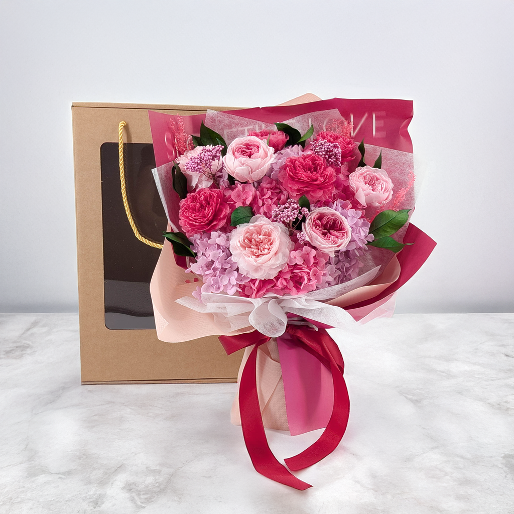 Premium-Blumenstrauß in der Box – EVERGIVE – A Lasting Gesture – Rosé Royal