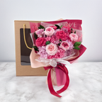 Premium-Blumenstrauß in der Box – EVERGIVE – A Lasting Gesture – Rosé Royal