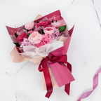Premium-Blumenstrauß in der Box – EVERGIVE – A Lasting Gesture – Rosé Royal