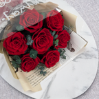 Premium-Blumenstrauß in der Box - EVERGIVE – A Lasting Gesture – Ruby Timeless